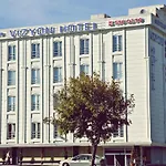 Avcilar Vizyon מלון