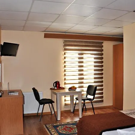 Avcilar Vizyon 3*